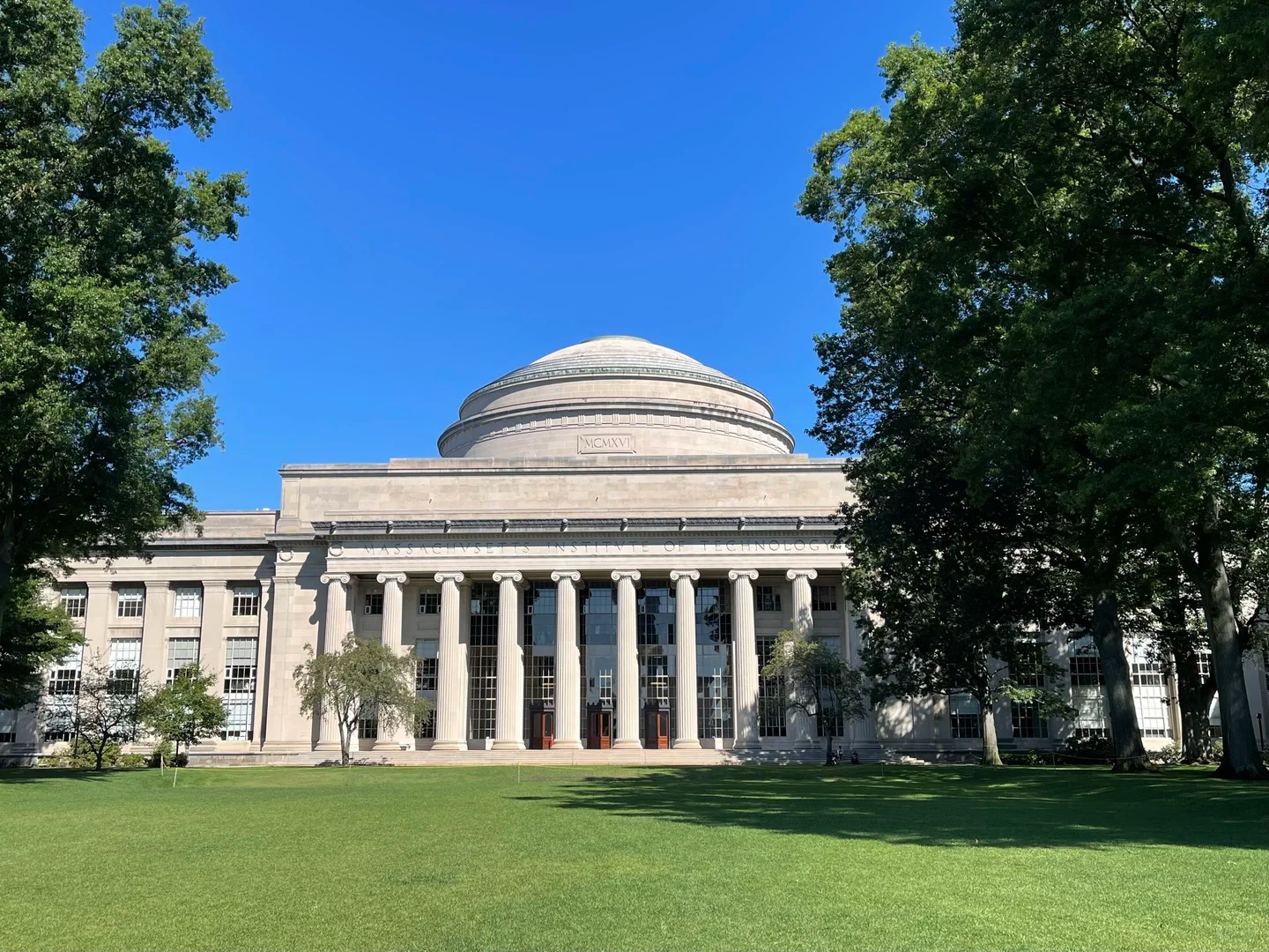 美国麻省的剑桥Cambridge_中英文简介_1_蓝天白云万里行_来自小红书网页版.jpg